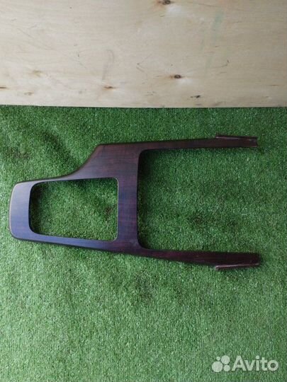 Накладка на центральную консоль Toyota Fortuner