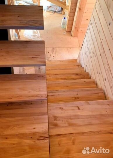 Лестничиный металлокаркас