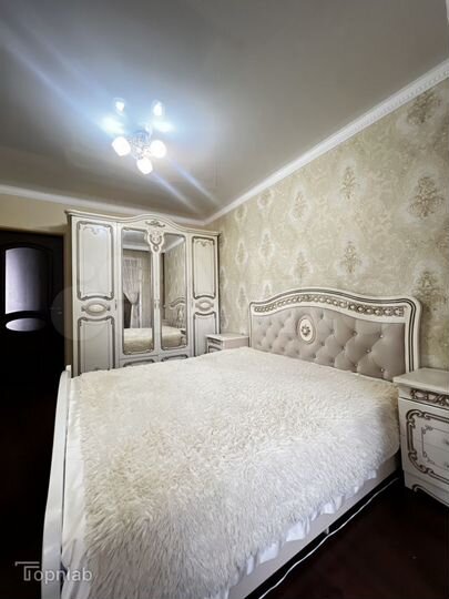 4-к. квартира, 98 м², 8/10 эт.