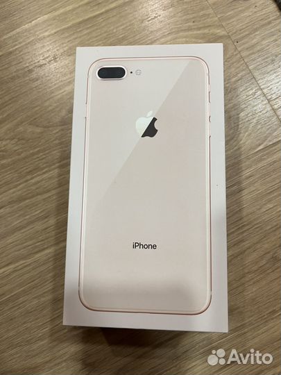 iPhone 8 Plus, 64 ГБ