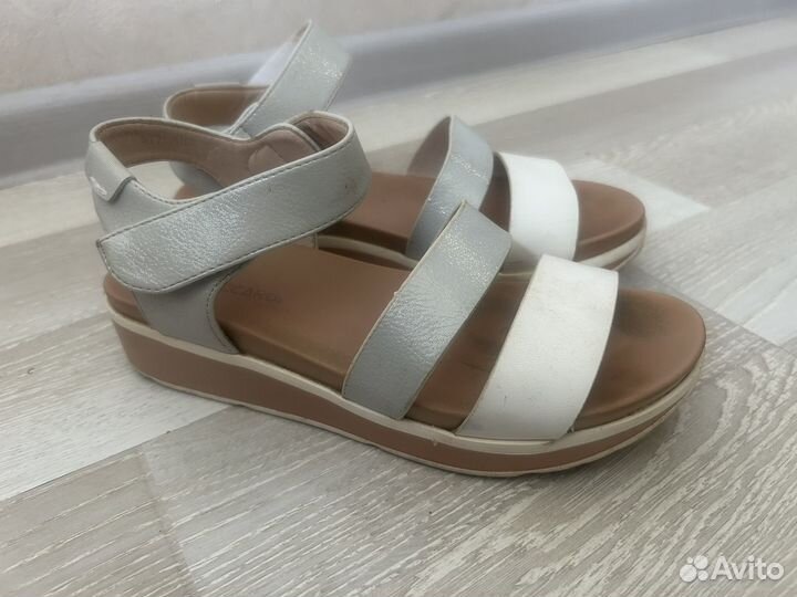 Босоножки для девочки