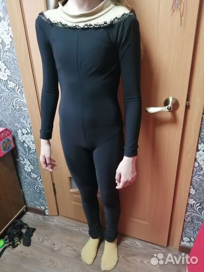 Комбинезон для фигурного катания