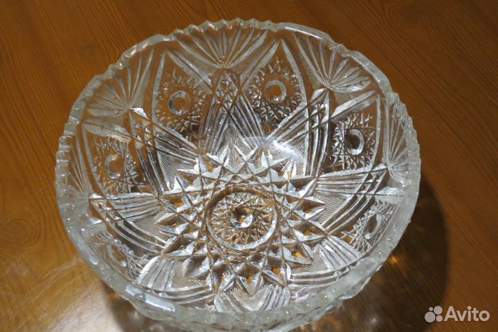 Ваза хрустальная 24 см