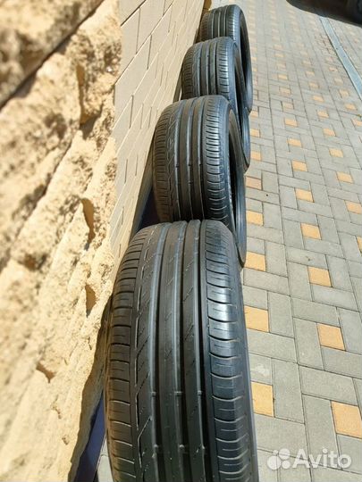 Bridgestone Turanza T001 215/55 R17 94V