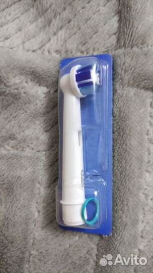 Сменная насадка для зубной щетки oral-B