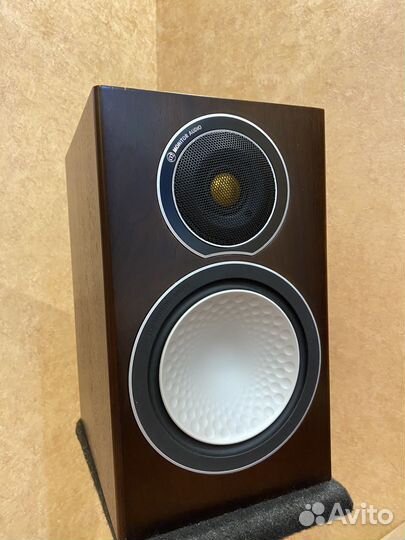 Акустика колонки monitor audio silver 1