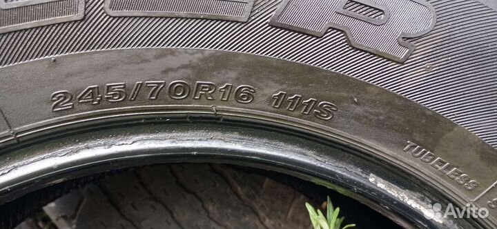Bridgestone Dueler H/T 245/70 R16 111S