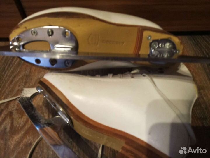 Коньки для фигурного катания