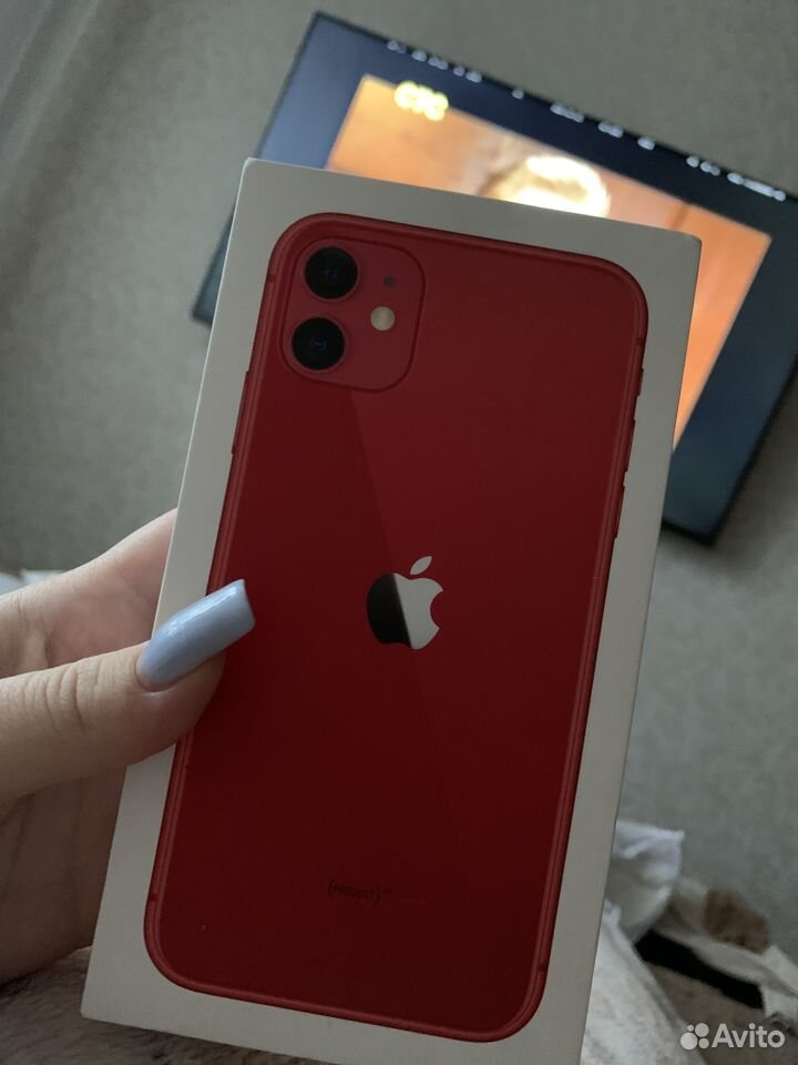 iPhone 11, 64 ГБ