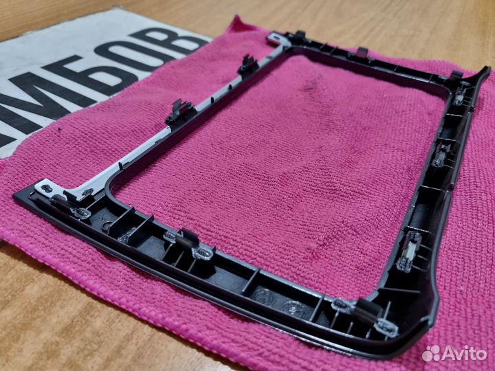 Рамка магнитолы с хромом фольксваген поло 2019 год