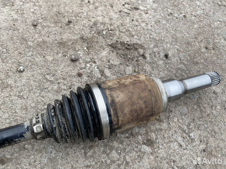 Привод левый Chevrolet Aveo T300 АКПП