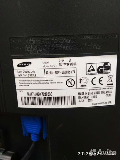 Монитор Samsung