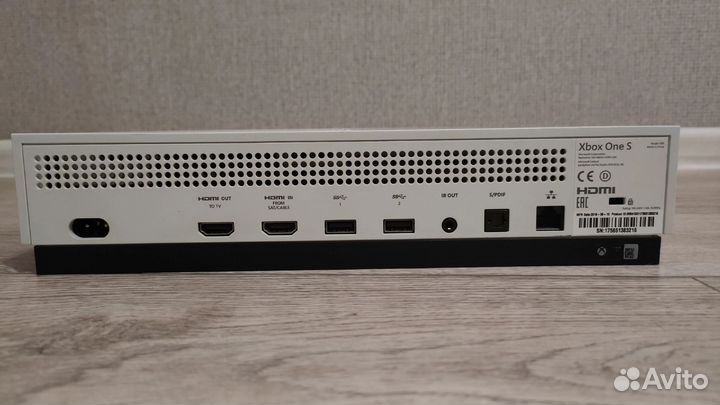 Xbox One s 1tb с играми