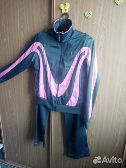 Костюм спортивный