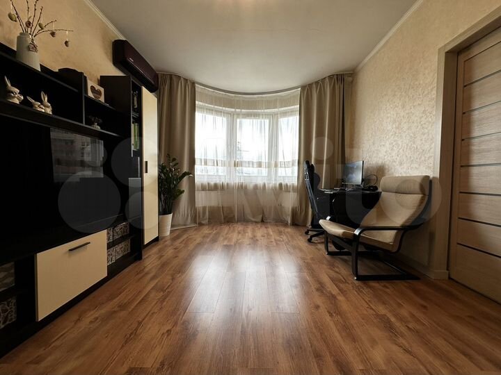 2-к. квартира, 56 м², 8/22 эт.