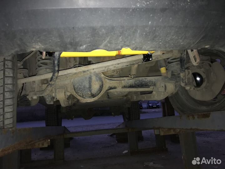 Демпфер риф рулевой Suzuki Jimny с креплениями