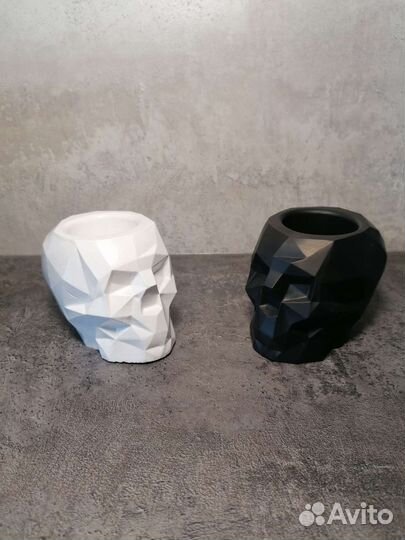 Череп из гипса