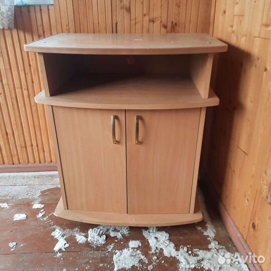 Тумба под телевизор