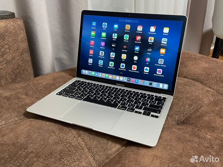 Macbook Air 13 2020 M1 8/256 Gb