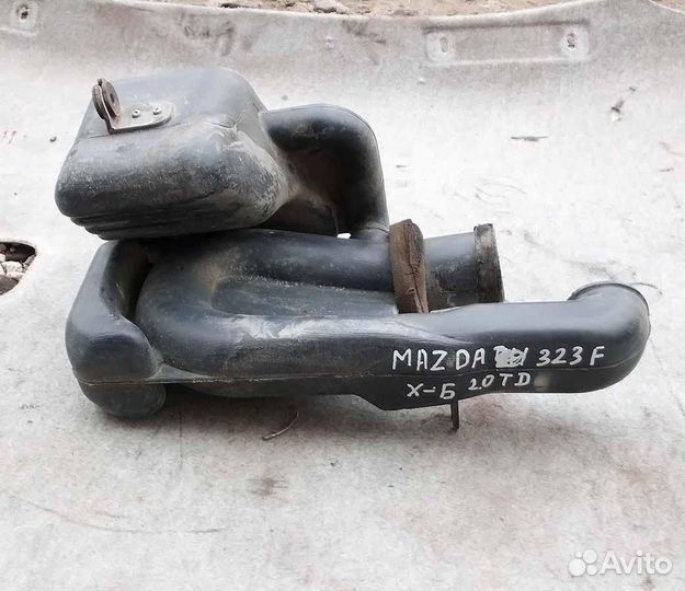 Резонатор воздушного фильтра Mazda 323F BJ