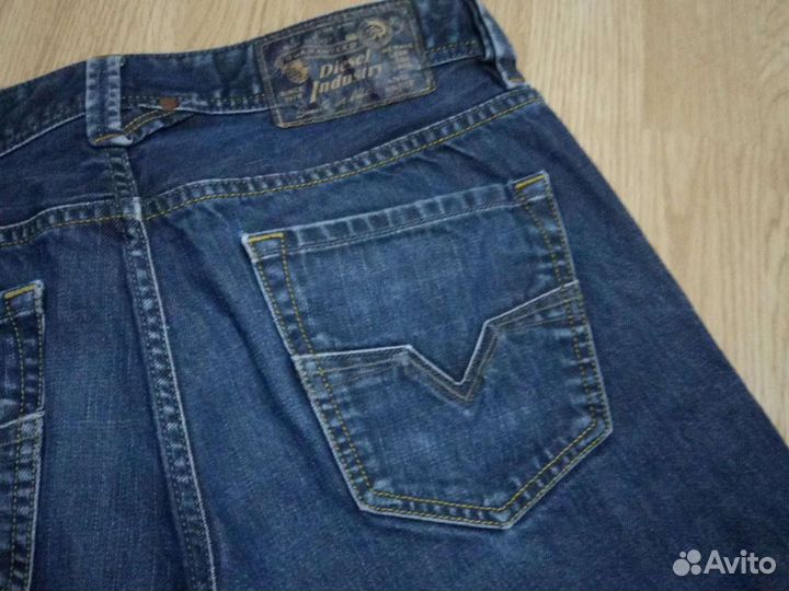 Джинсы Diesel larkee