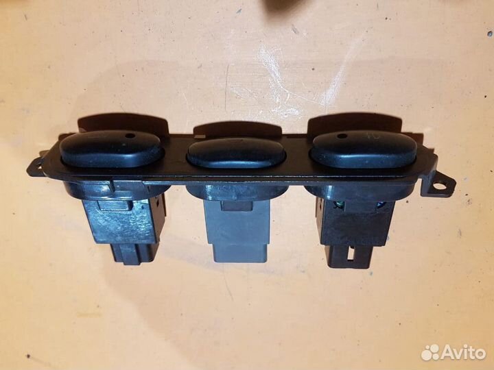 Кнопка на Daewoo Nexia