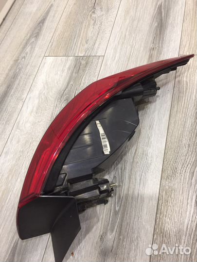 Продам фонари задние на Opel astra j рестайлинг