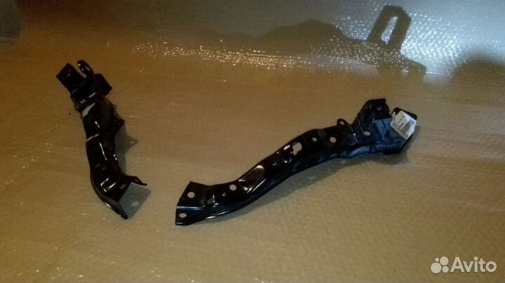 Тойота аурис