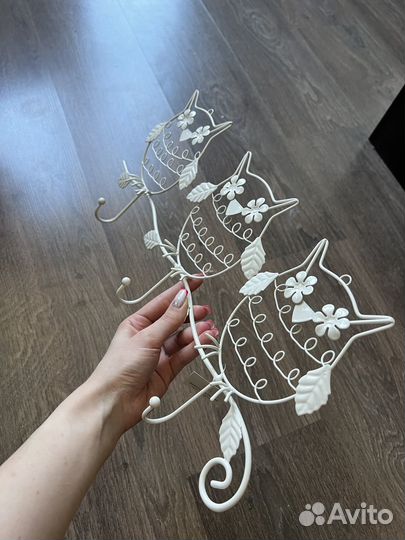 Крючок настенный