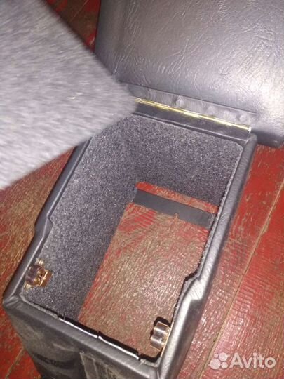 Подлокотник на Ниву