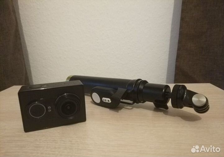 Экшн камера xiaomi yi