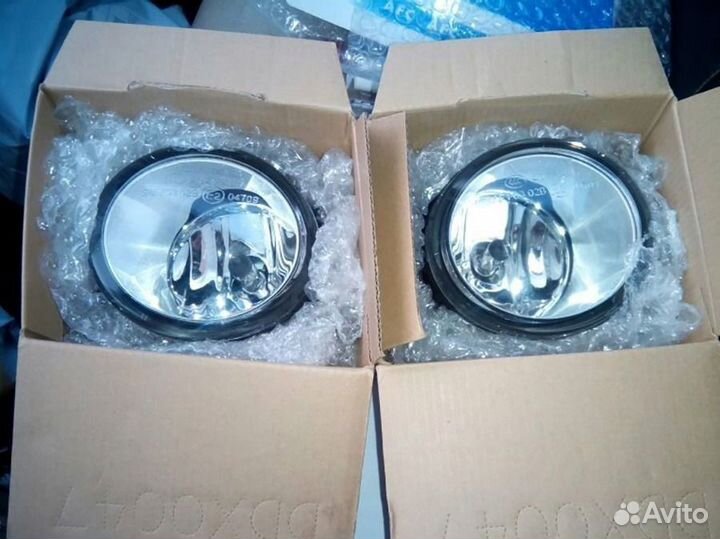 Противотуманная Птф фара правая Тойота Рав 4 05-13