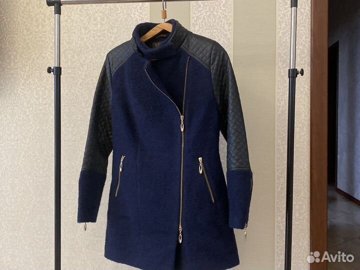 Полупальто женское