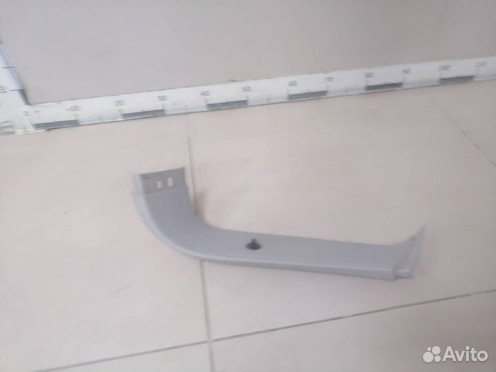 Обшивка двери багажника Ford C-MAX 2003-2010