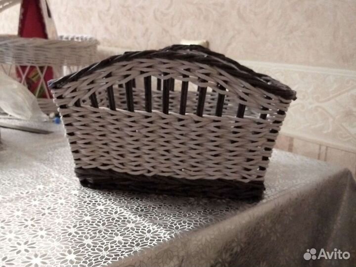 Плетенная сухарница,хлебница