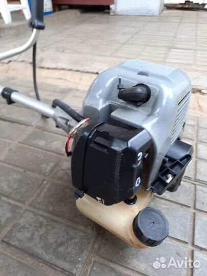 Триммер бензиновый