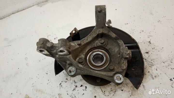 Кулак поворотный передний правый Chevrolet Captiva