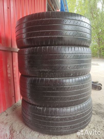 Michelin Latitude Tour HP 235/55 R20 102H