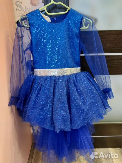 Новогоднее шикарное платье р.110