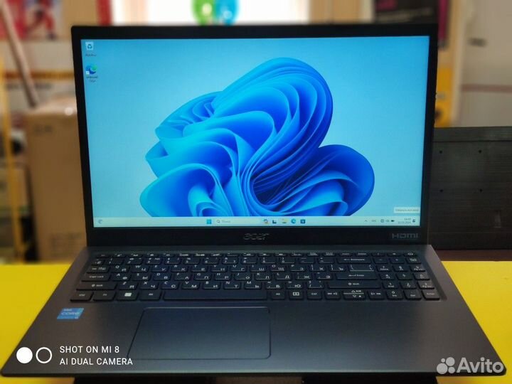 Acer Extensa 15 (EX215-54-31K4)