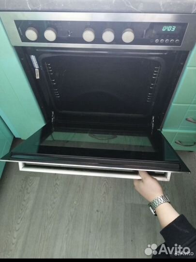 Встроенная плита с духовым шкафом