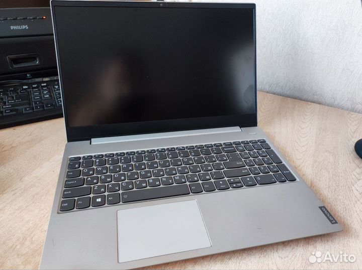 Ноутбук Lenovo S340 на запчасти