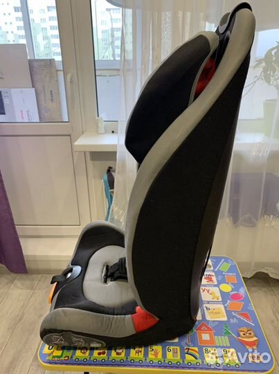 Дестское авто кресло