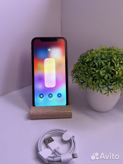 iPhone Xr, 64 ГБ