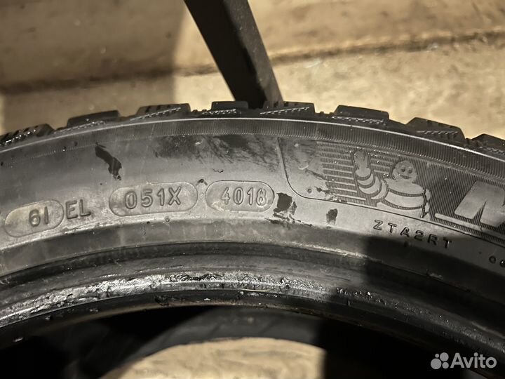 Michelin X-Ice North 4 235/45 R18