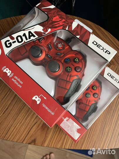 Геймпад проводной dexp G-01A красный