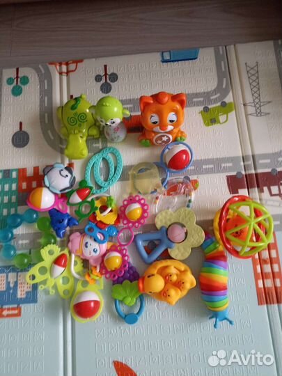 Игрушки погремушки пакетом