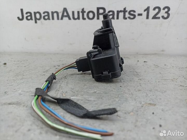 Активатор лючка бензобака Volkswagen Sharan 7N 1.4