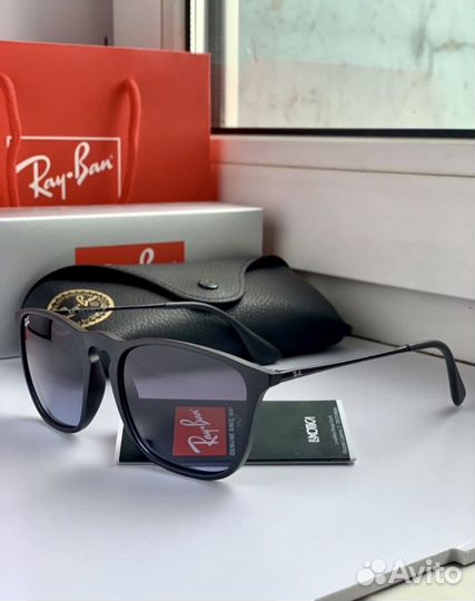 Очки ray ban Chris черные