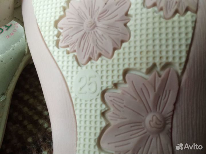 Сандалии для девочки 25 размер